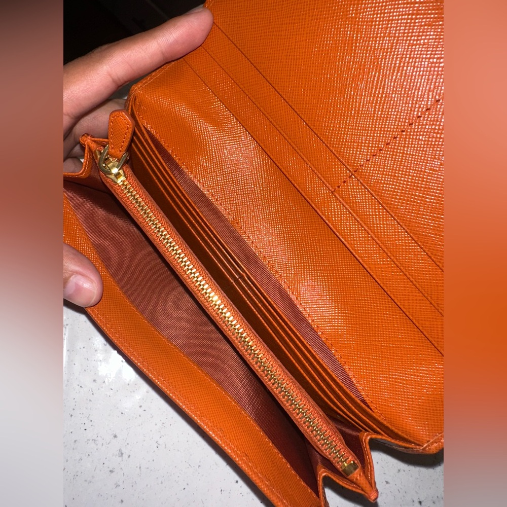 Authentic Prada Orange Saffiano Leather Bow Clutch - Picture 7 of 8
